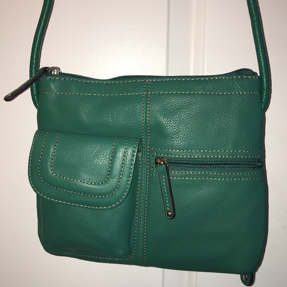green cross body bag